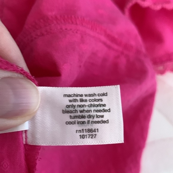 Lane Bryant Scalloped Short Sleeved/Crew Neck Pink Top w/Textured Dots. Size 14 - Picture 9 of 11